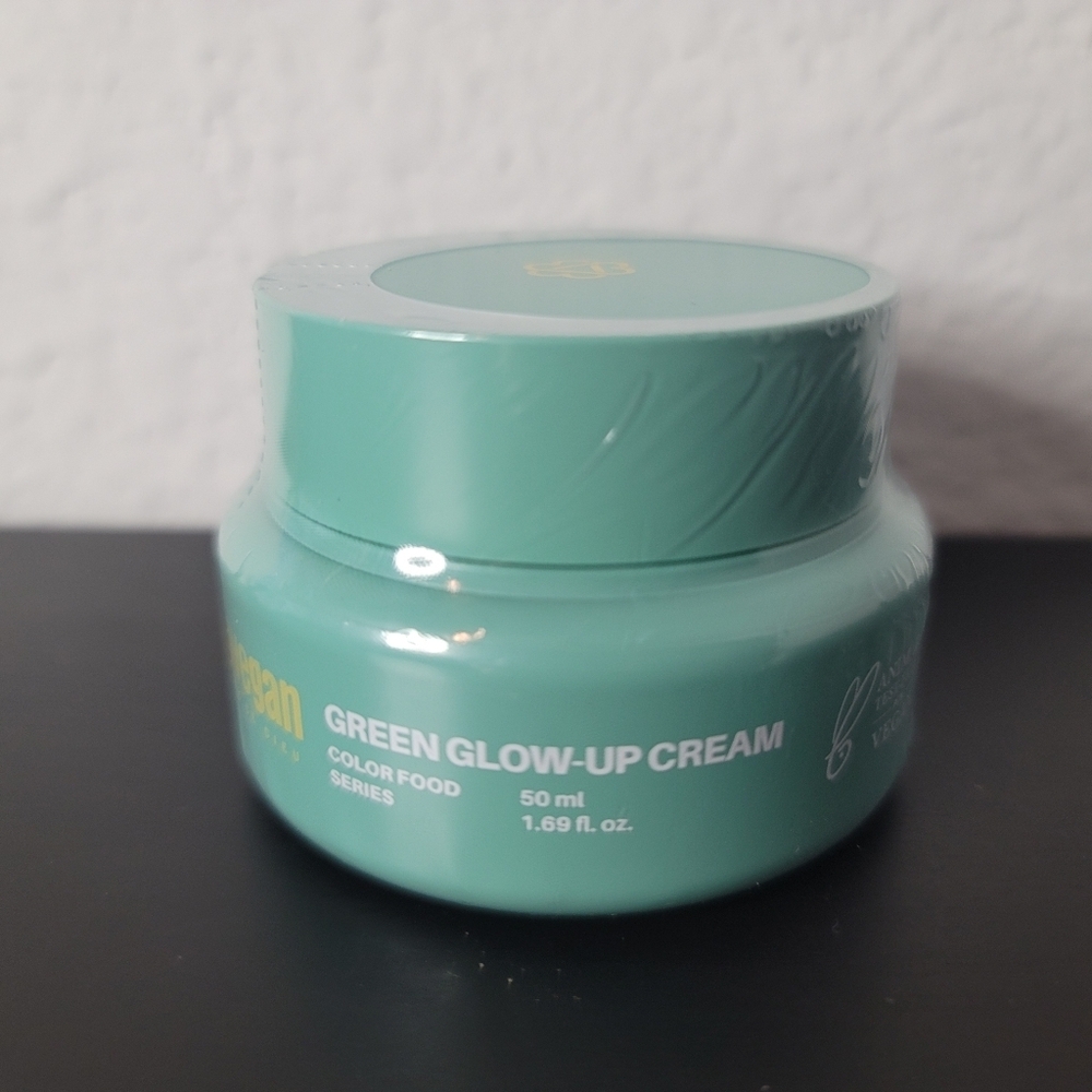 Tovegan Green Glow Up cream - Picture 2 of 2